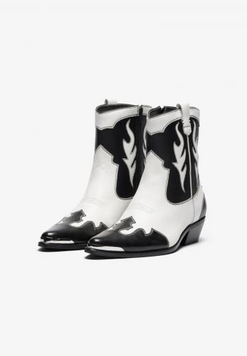 Ковбойские сапоги