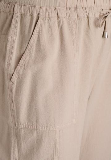 Брюки с накладными карманами