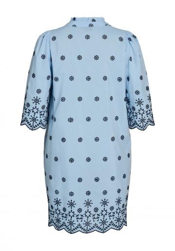 Короткое платье