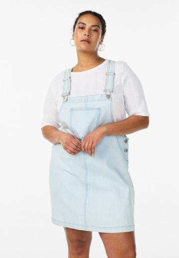 Джинсовый комбинезон