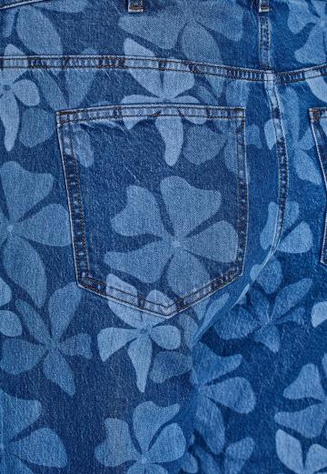 Клешеные брюки