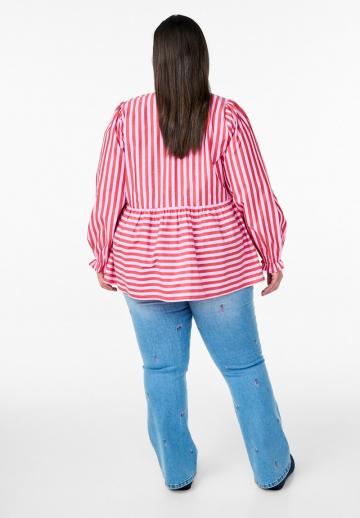 Клешеные брюки