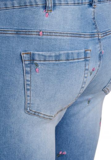 Клешеные брюки