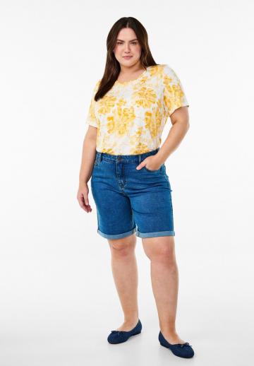 Джинсовые шорты