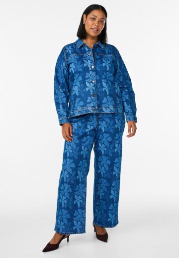 Джинсовая куртка