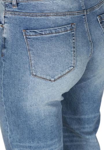 Короткие джинсы