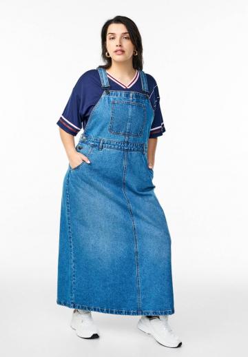 Джинсовый комбинезон