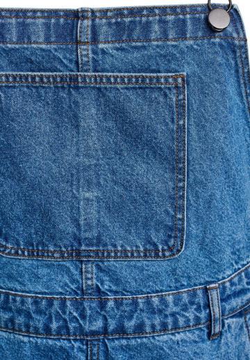 Джинсовый комбинезон