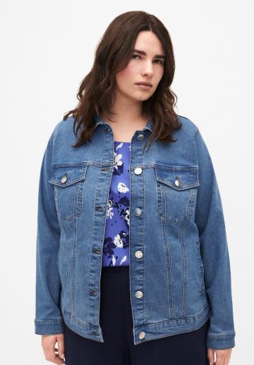 Джинсовая куртка
