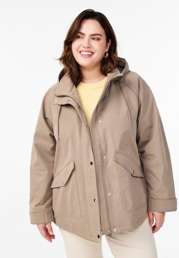 Короткое пальто