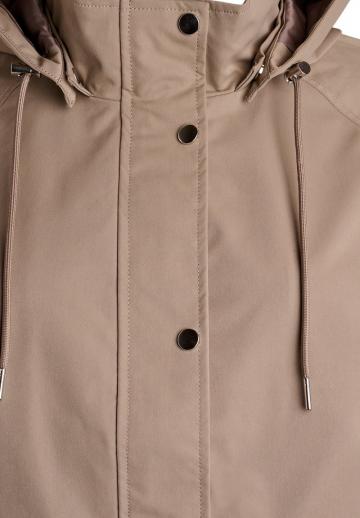 Короткое пальто