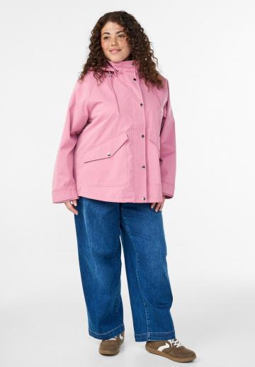 Короткое пальто