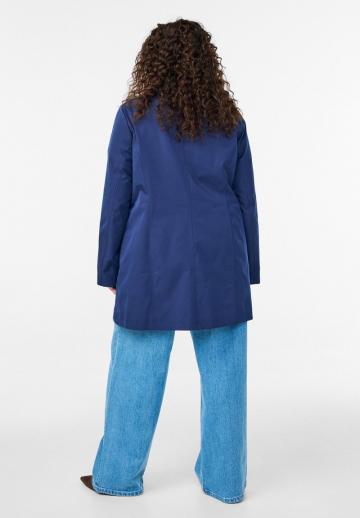 Короткое пальто