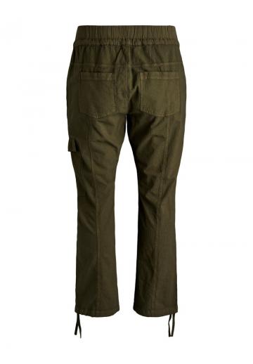 Брюки с накладными карманами