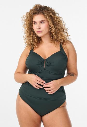 Слитный купальник