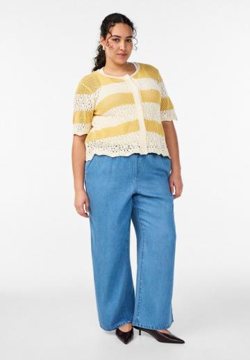 Вязаная кофта