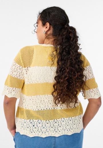 Вязаная кофта