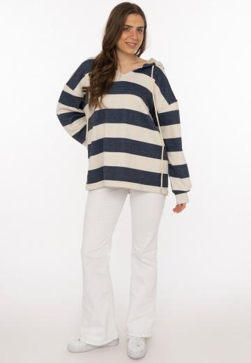 Пуловер с капюшоном