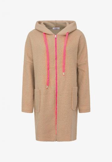 Короткое пальто