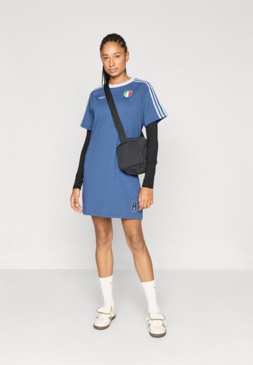 Спортивное платье