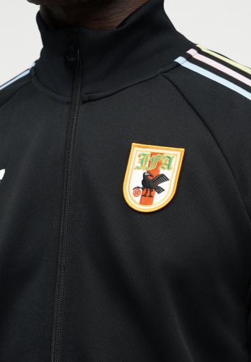 Спортивная куртка