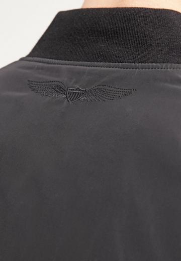 Куртка бомбер