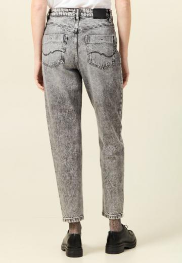 Джинсы