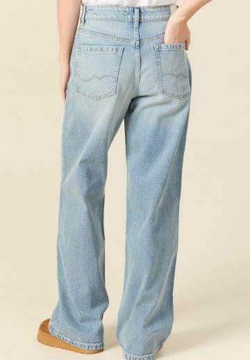 Джинсы