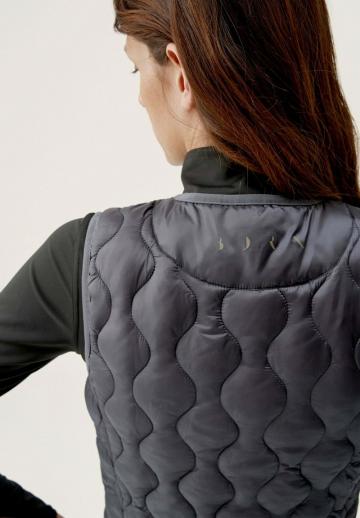 Спортивный жилет