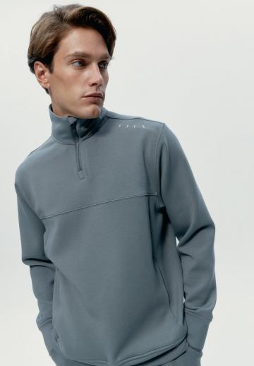Спортивная кофта