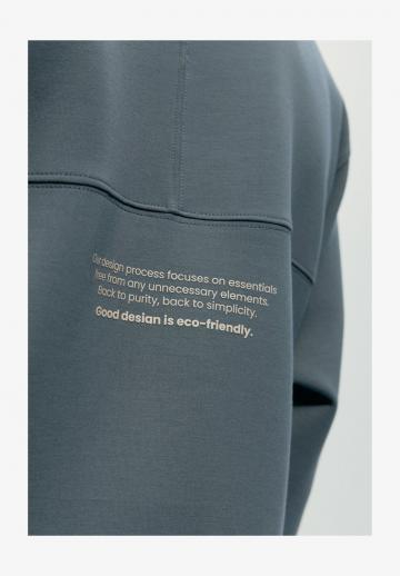 Спортивная кофта