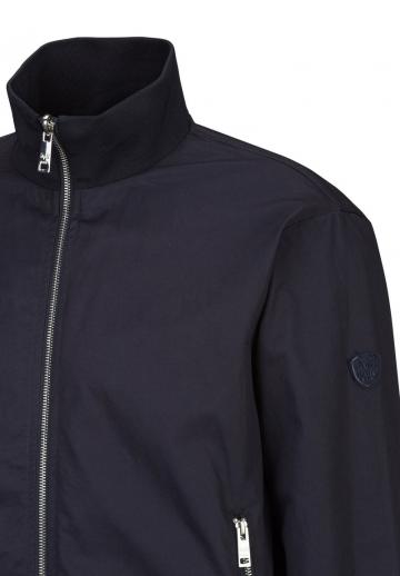 Куртка бомбер