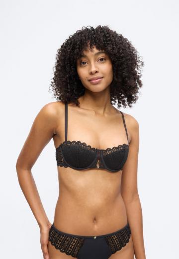 Бюстгальтер