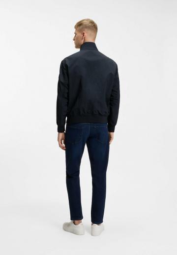 Куртка бомбер