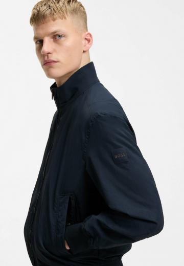 Куртка бомбер