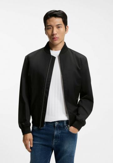Куртка бомбер