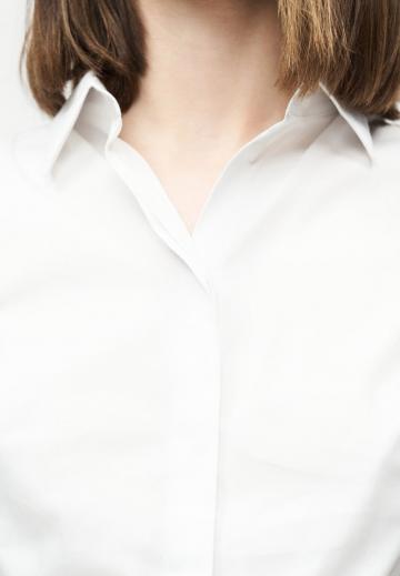 Блузка без рукавов