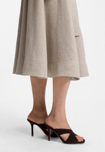 Босоножки на каблуке