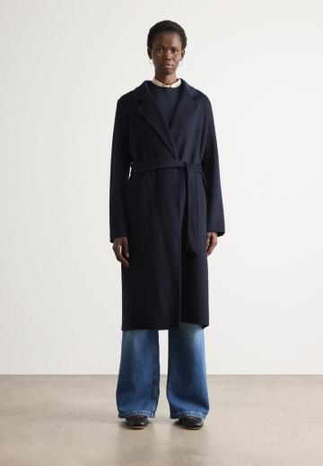 Шерстяное пальто