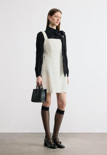 Короткое платье