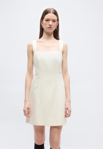 Короткое платье