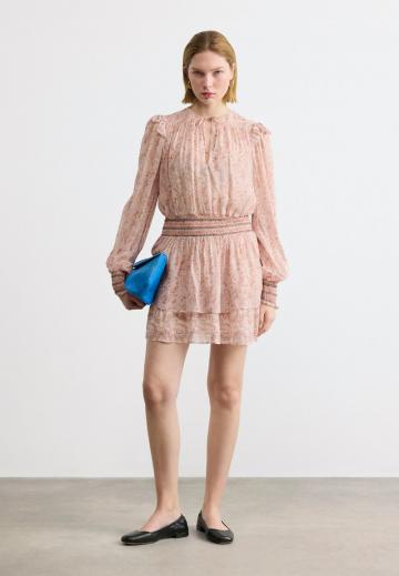 Короткое платье