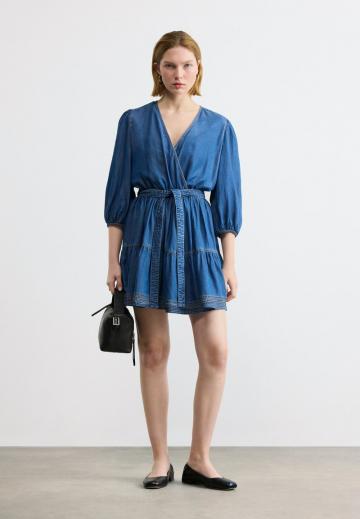 Джинсовое платье