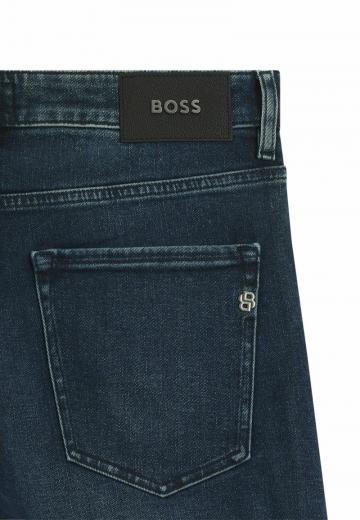 Узкие джинсы