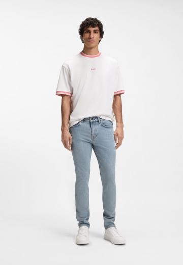 Узкие джинсы