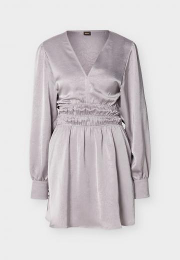 Коктейльное платье