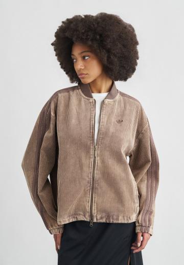 Вельветовая куртка