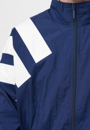 Спортивная куртка