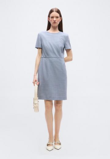 Платье футляр