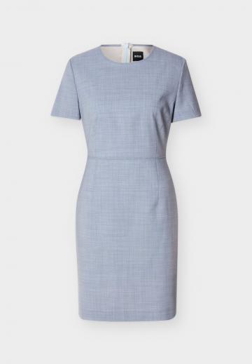 Платье футляр